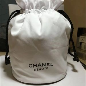 Chanel cosmetic bag